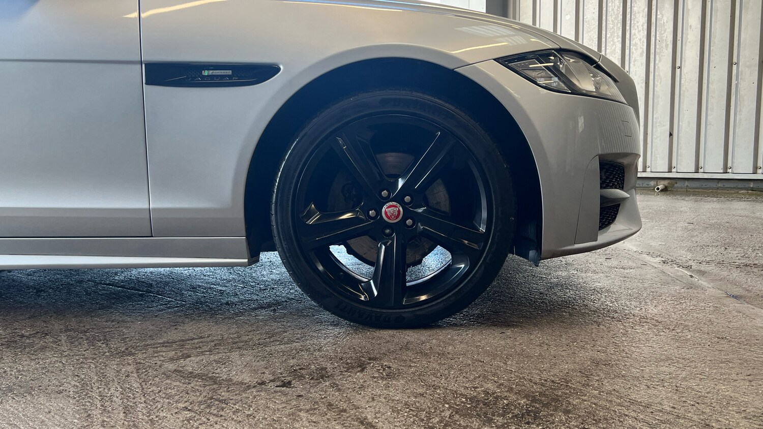 Used Jaguar XF 2018 for sale - 77746525: Photo 8