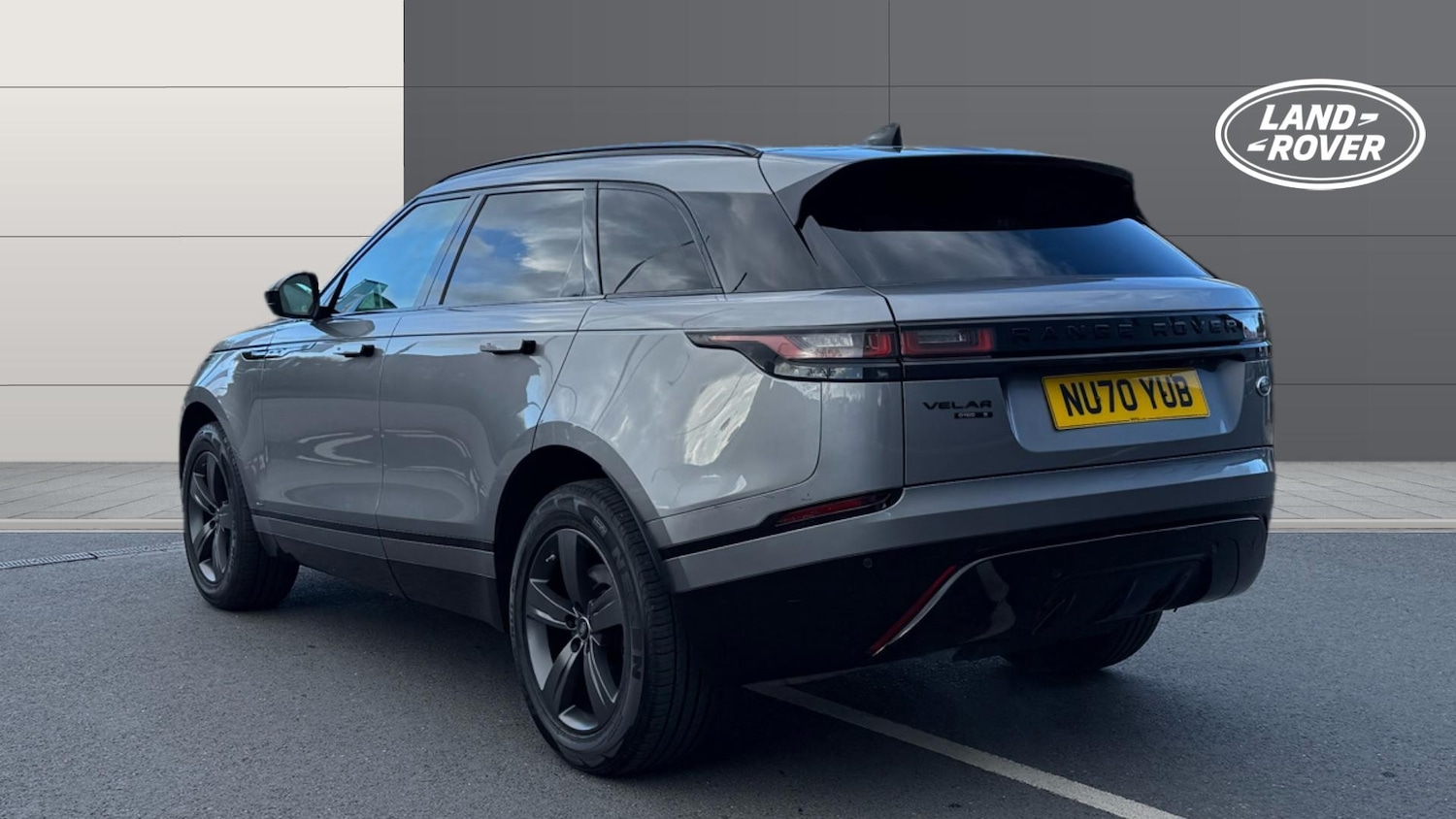 Used Land Rover Range Rover Velar 2020 for sale - 76355400: Photo 2