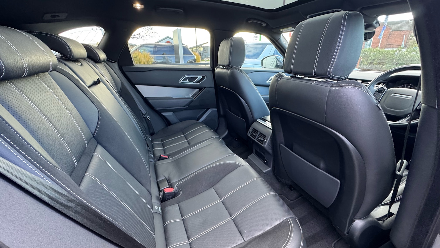 Used Land Rover Range Rover Velar 2020 for sale - 76355400: Photo 32