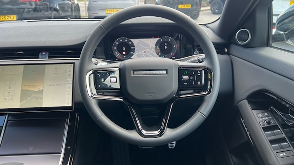 Used Land Rover Range Rover Evoque 2025 for sale - 75790386: Photo 15