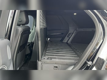 Used Land Rover Discovery 2025 for sale - 75567870: Photo