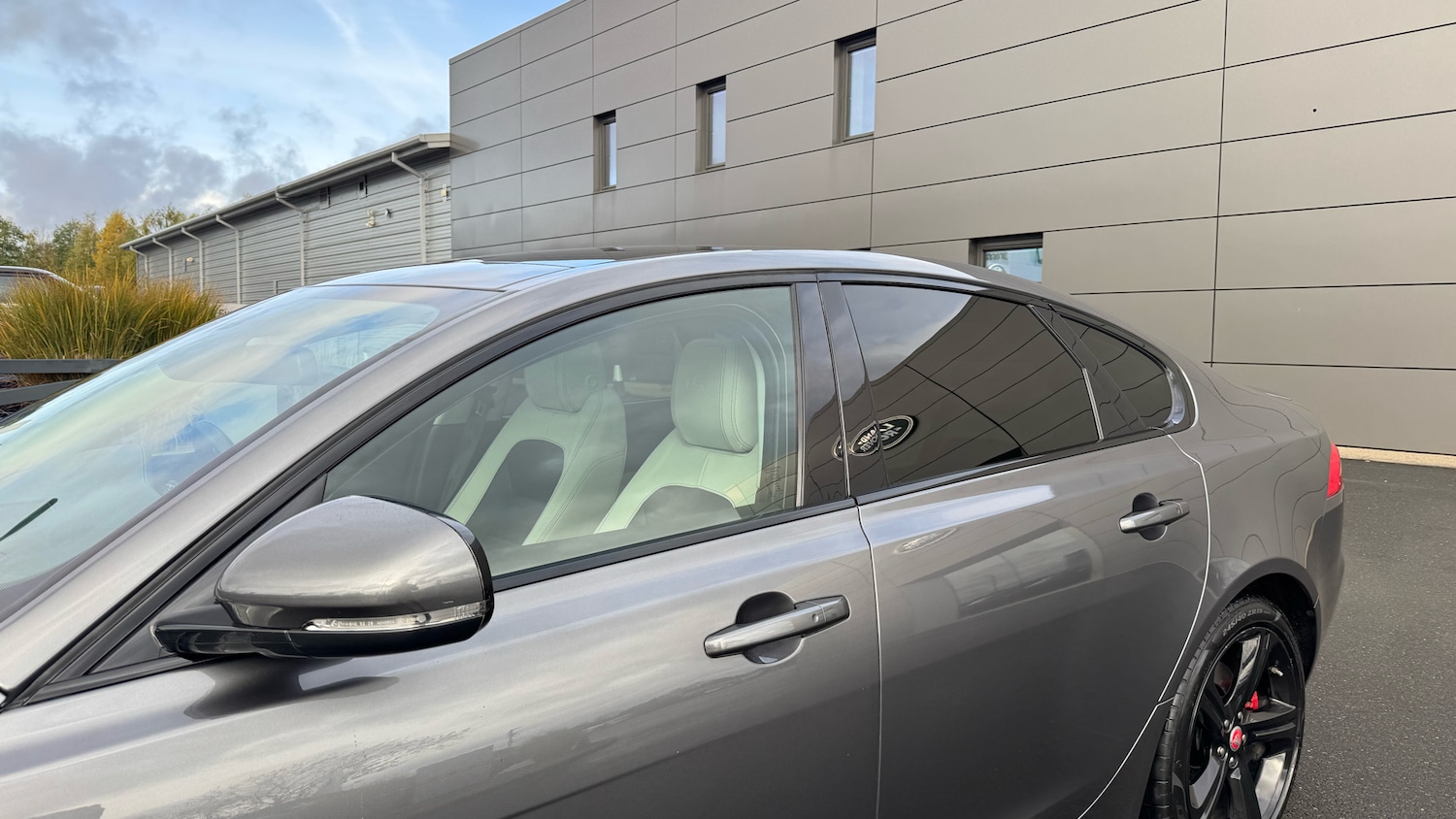 Used Jaguar XF 2017 for sale - 76405186: Photo 22