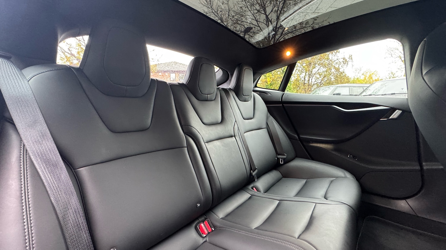 Used Tesla Model S 2019 for sale - 76352409: Photo 34