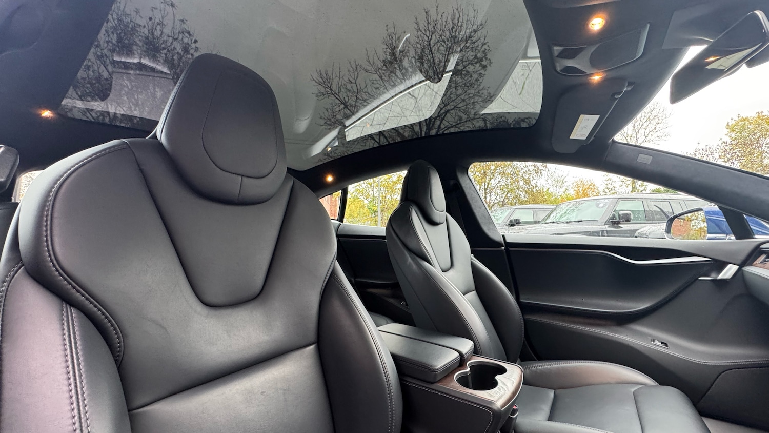 Used Tesla Model S 2019 for sale - 76352409: Photo 38