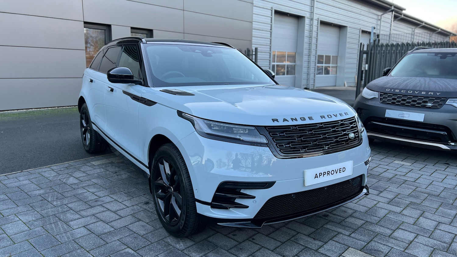 Used Land Rover Range Rover Velar 2025 for sale - 77544550: Photo 24