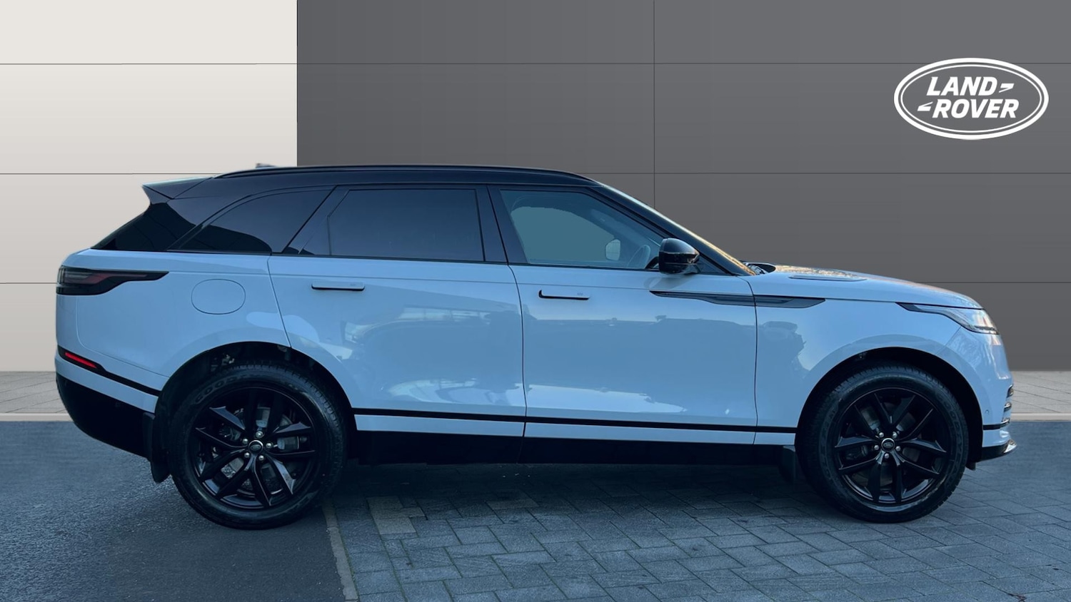 Used Land Rover Range Rover Velar 2025 for sale - 77544550: Photo 5
