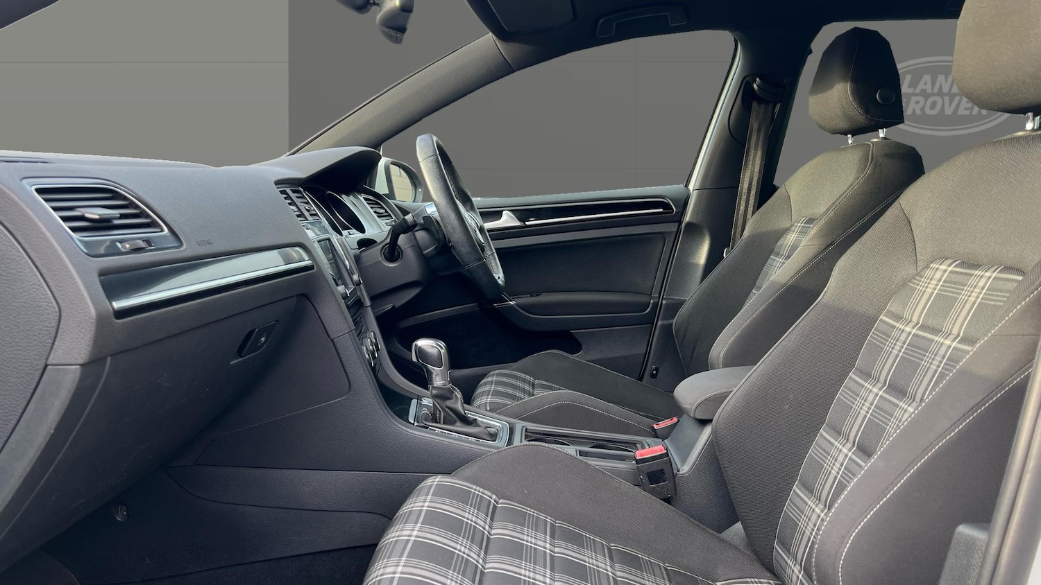 Used Volkswagen Golf 2015 for sale - 76791698: Photo 3