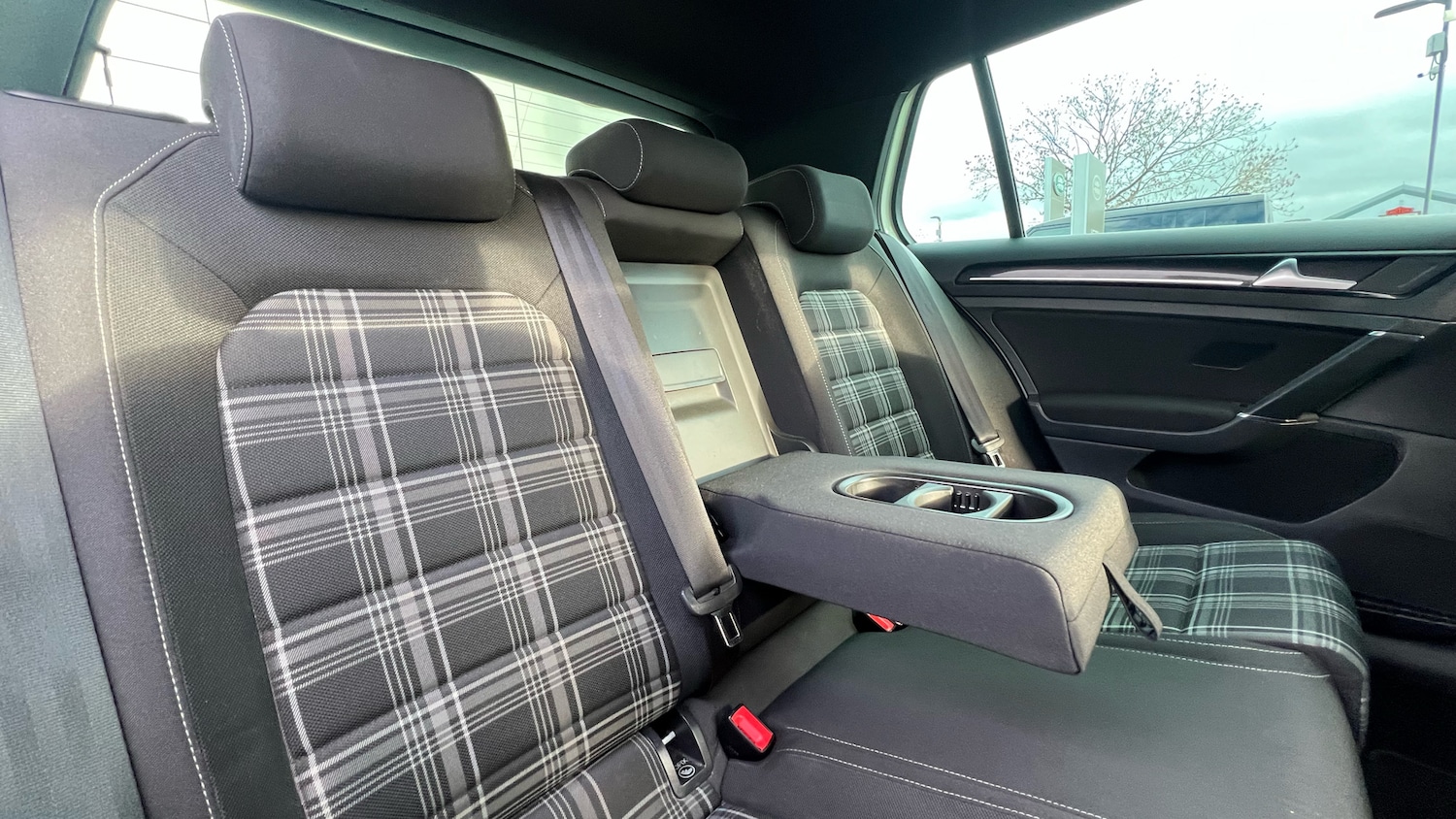 Used Volkswagen Golf 2015 for sale - 76791698: Photo 33