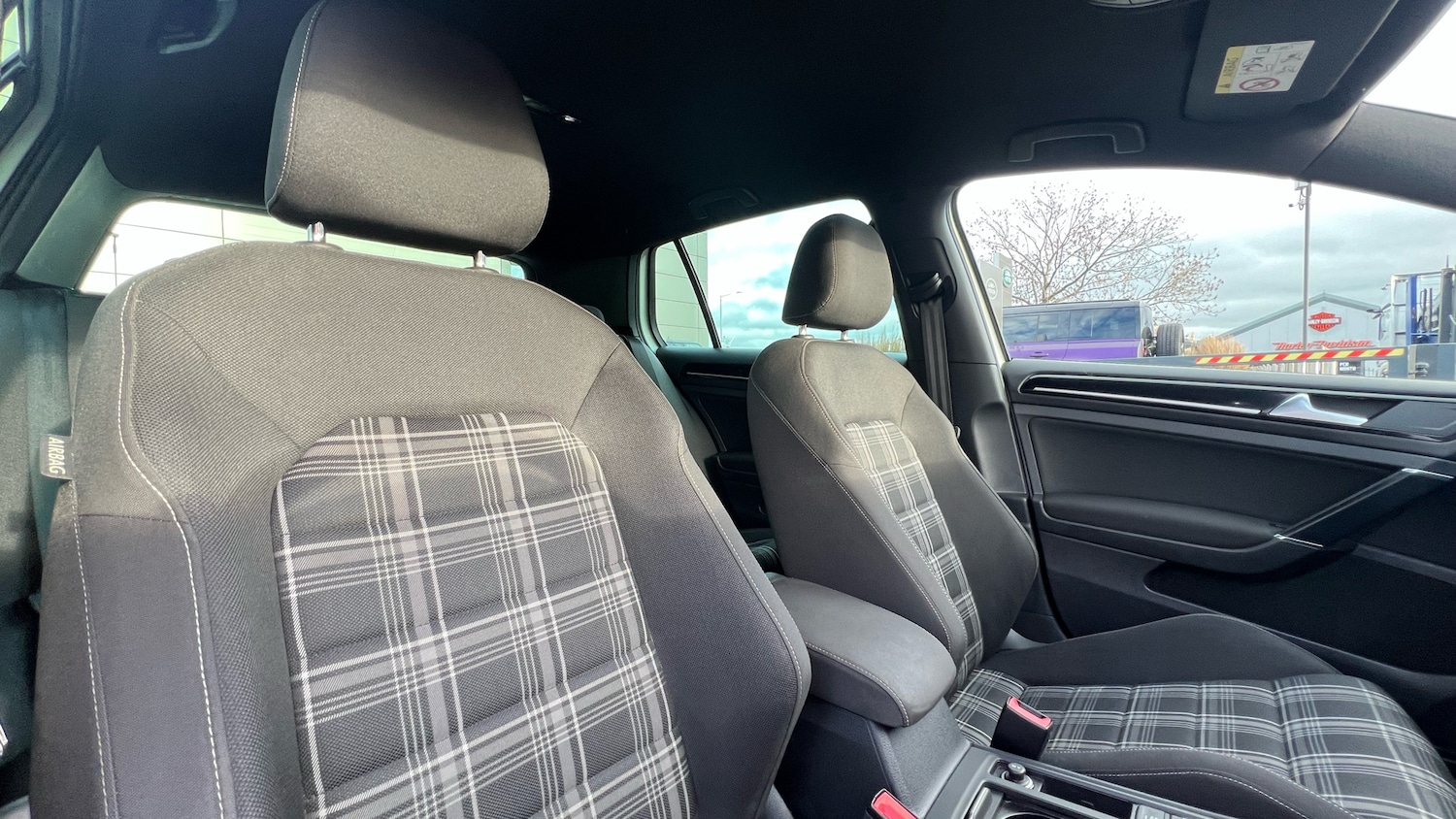 Used Volkswagen Golf 2015 for sale - 76791698: Photo 35