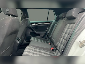 Used Volkswagen Golf 2015 for sale - 76791698: Photo