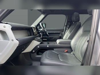 Used Land Rover Defender 2022 for sale - 75962277: Photo