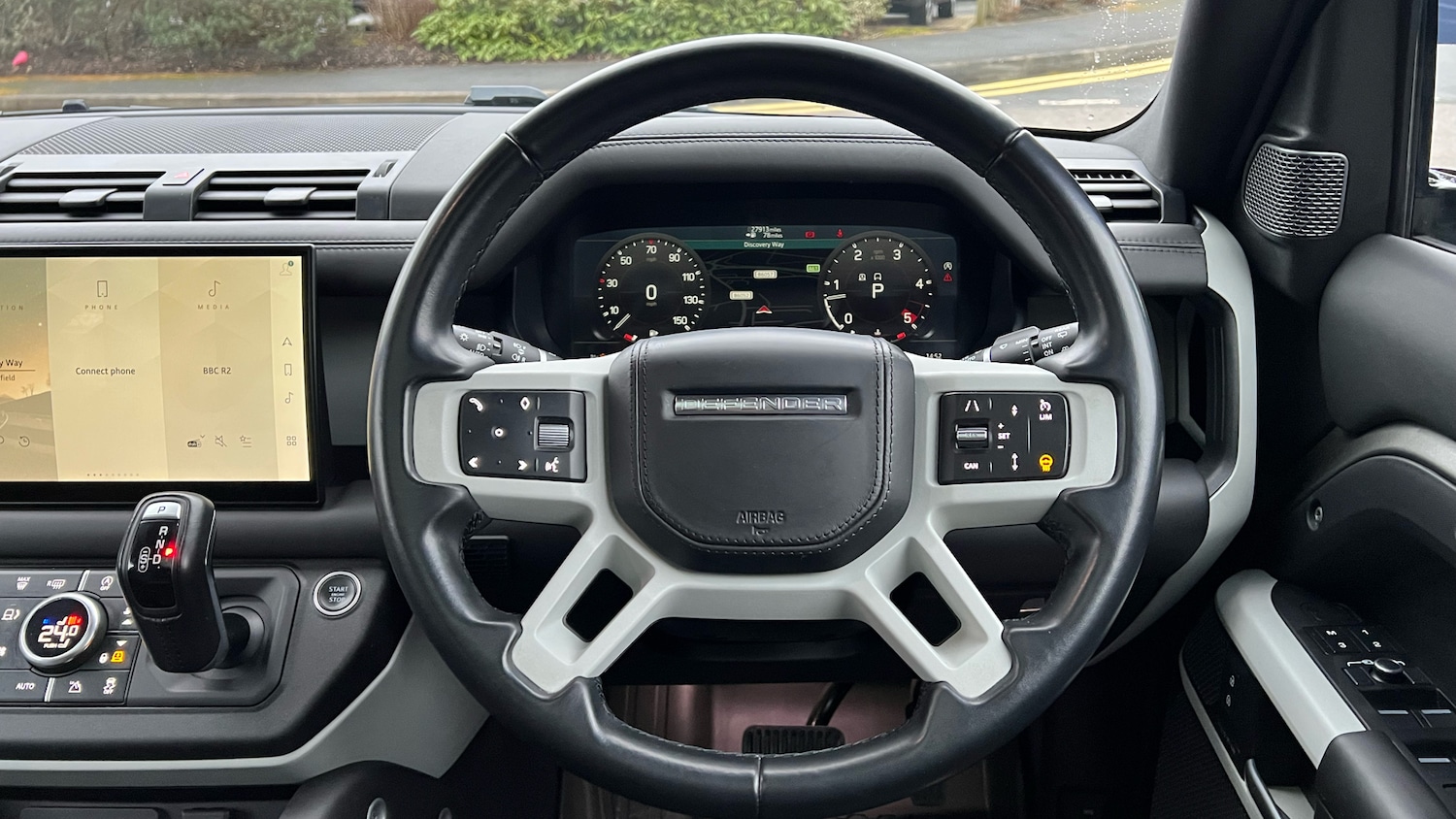 Used Land Rover Defender 2022 for sale - 77198780: Photo 15