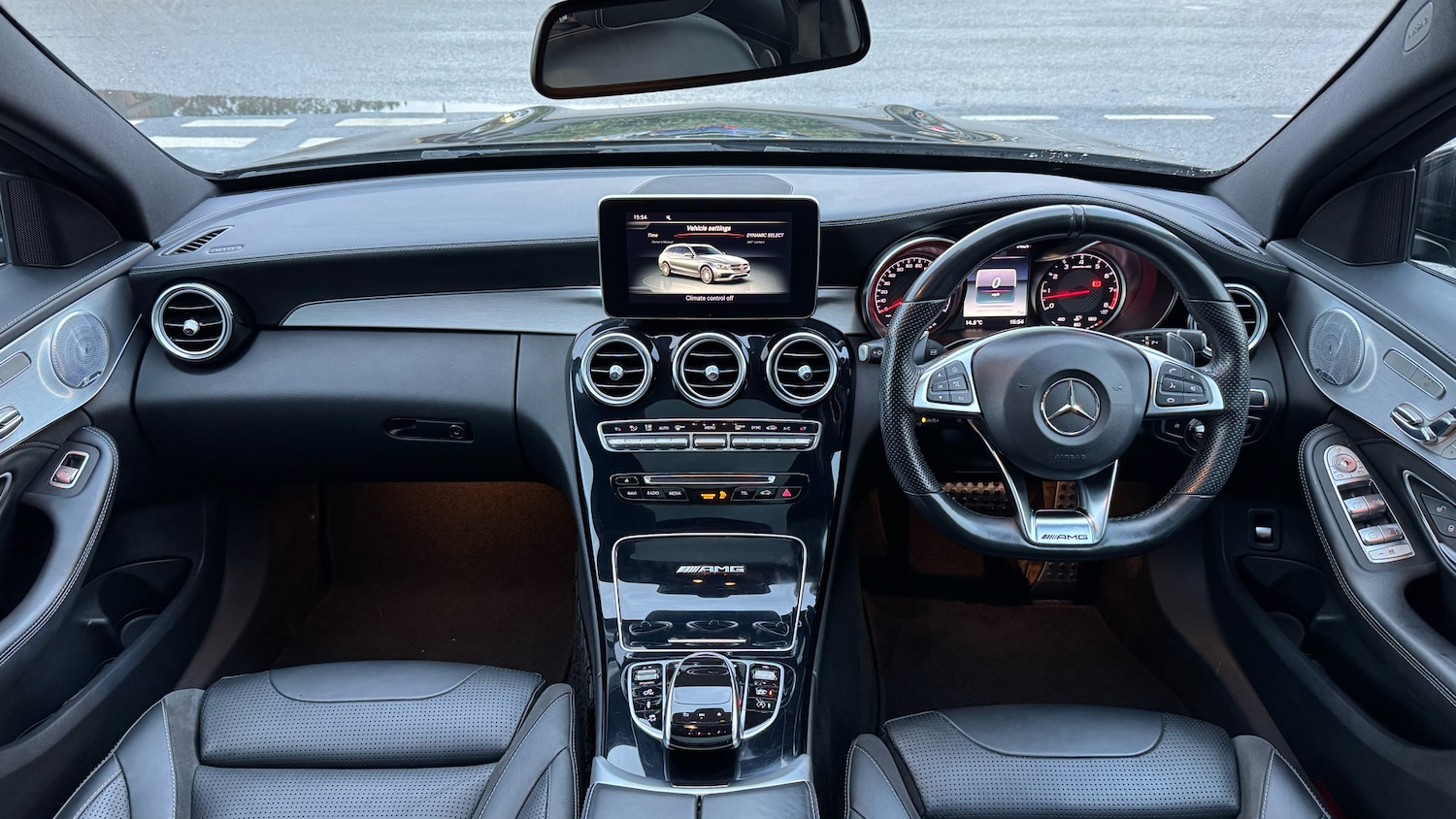 Used Mercedes-Benz C Class 2018 for sale - 76428570: Photo 9