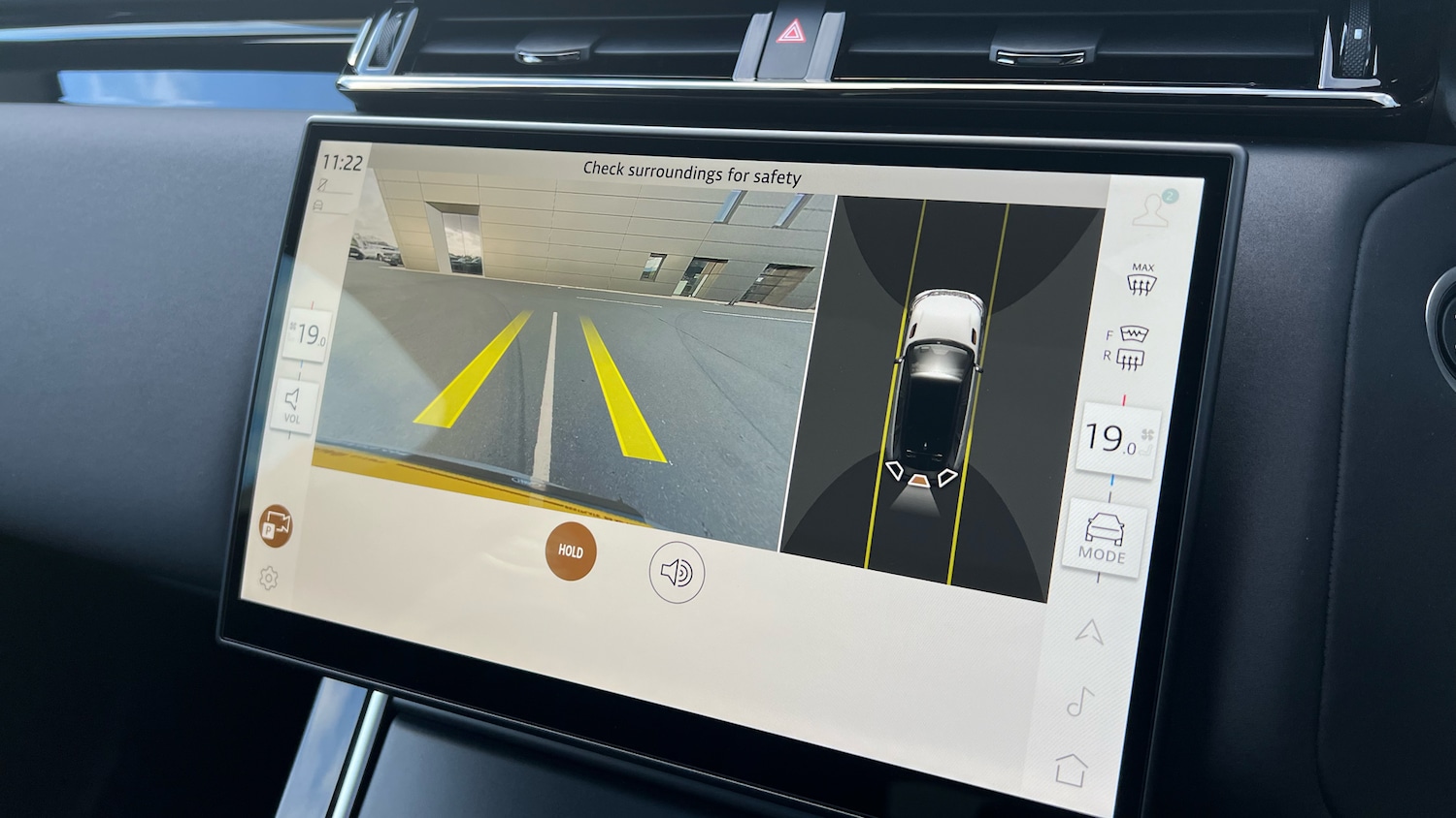 Used Land Rover Range Rover Velar 2025 for sale - 76924211: Photo 12