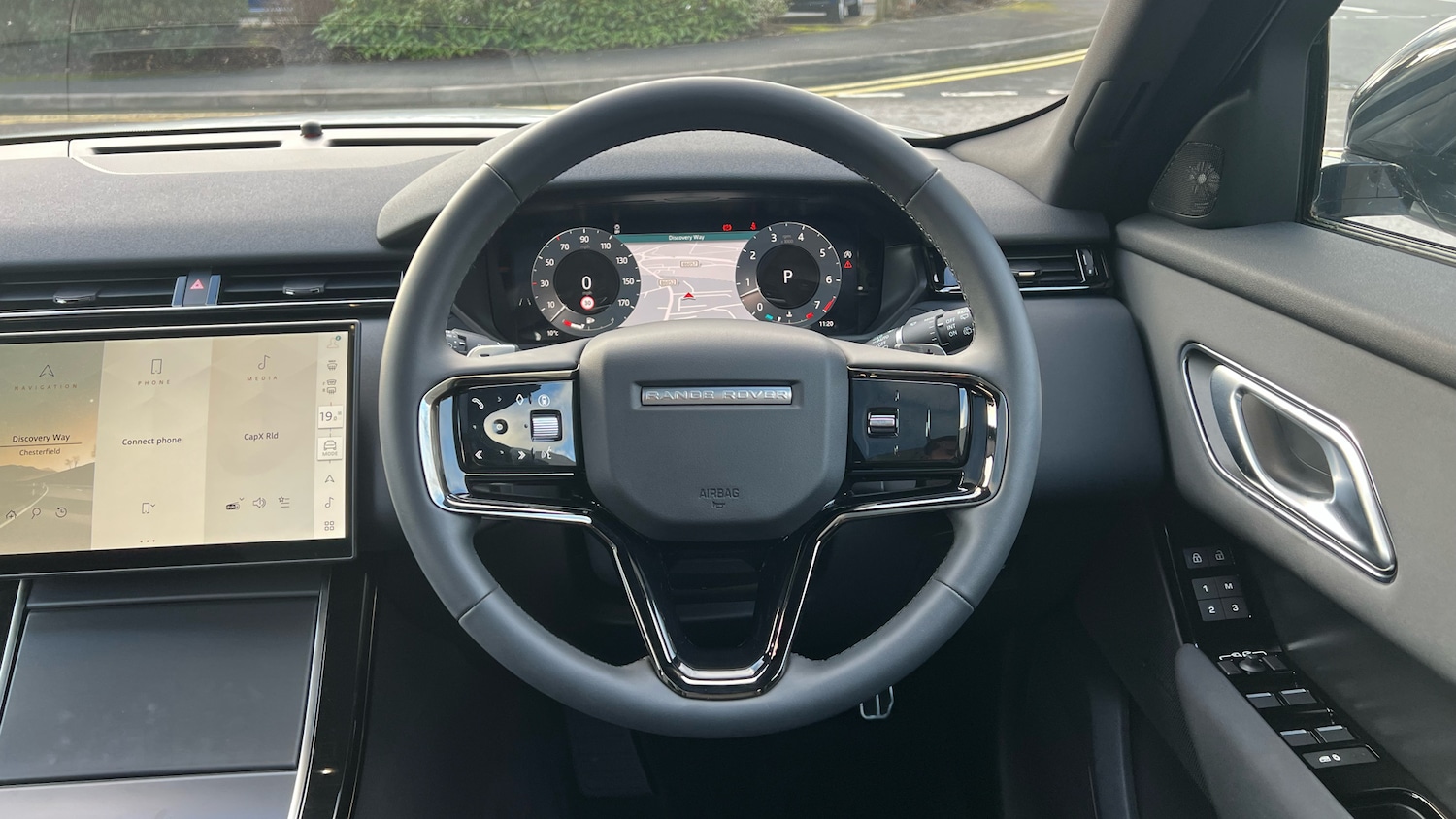 Used Land Rover Range Rover Velar 2025 for sale - 76924211: Photo 15