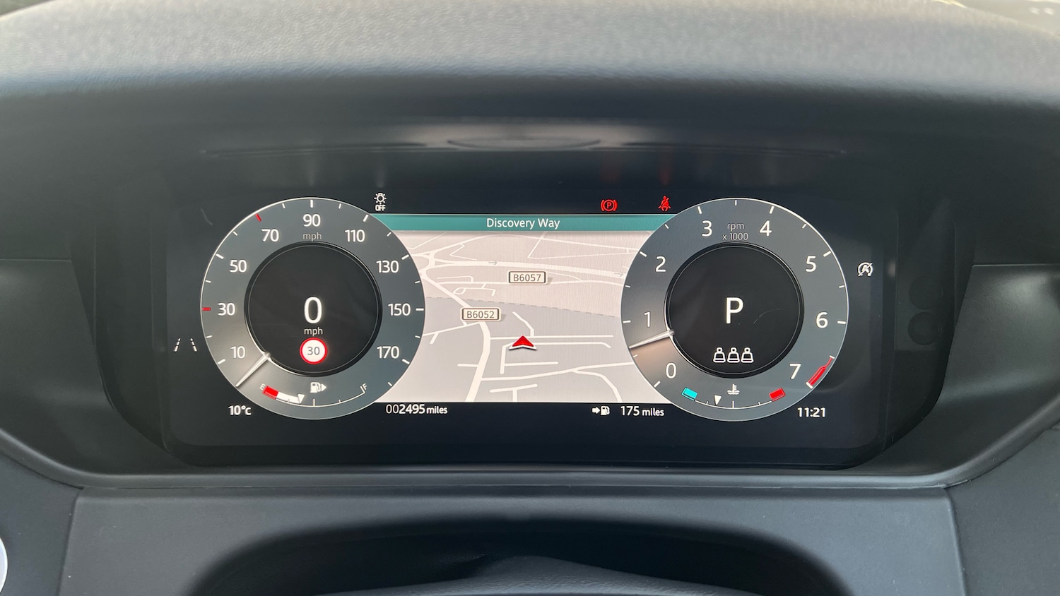 Used Land Rover Range Rover Velar 2025 for sale - 76924211: Photo 16