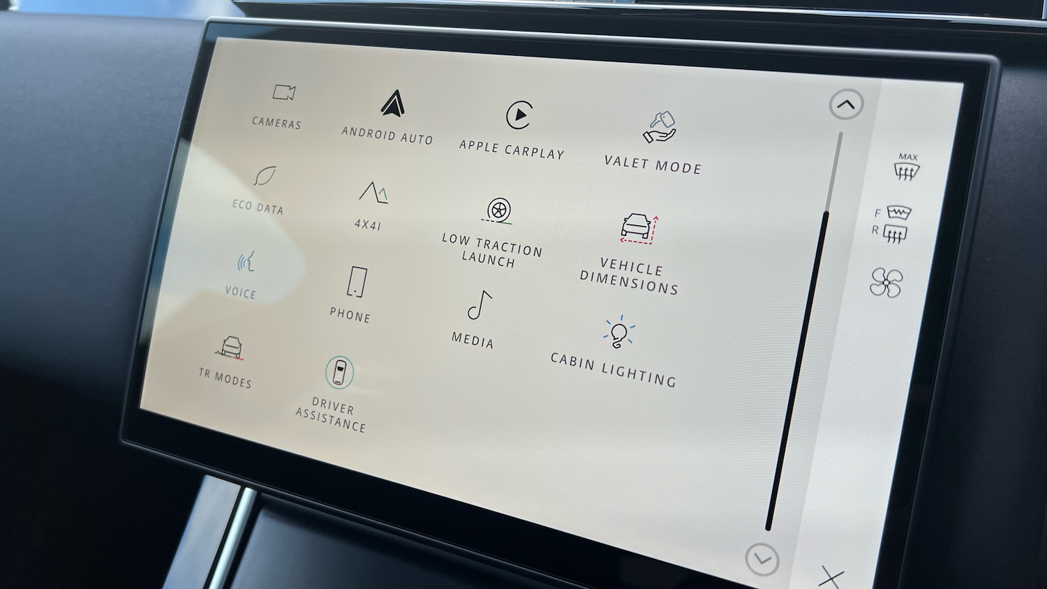 Used Land Rover Range Rover Velar 2025 for sale - 76924211: Photo 40