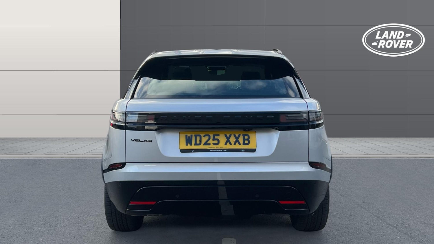 Used Land Rover Range Rover Velar 2025 for sale - 76924211: Photo 6