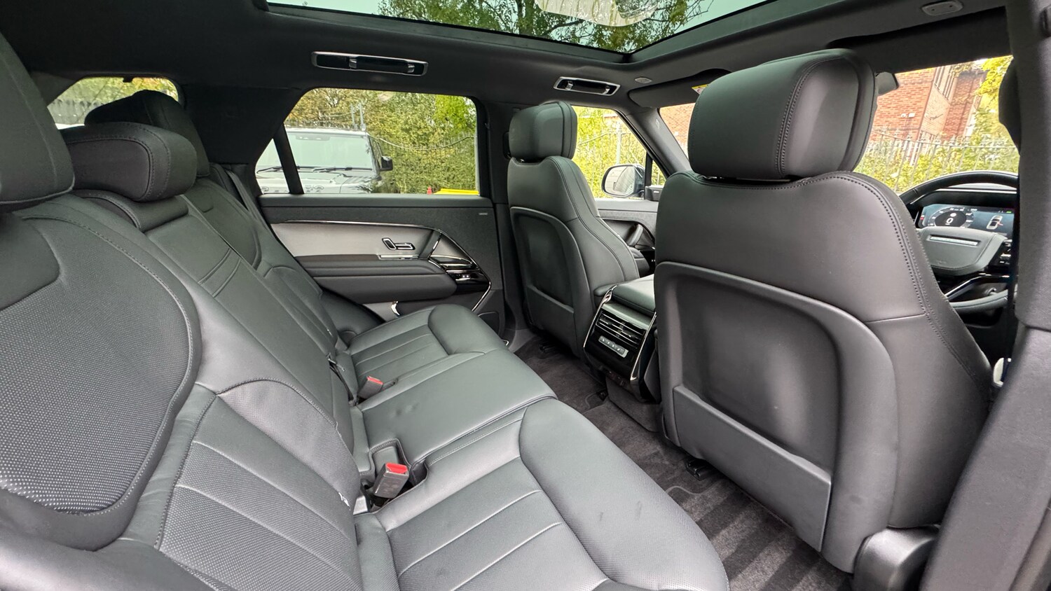 Used Land Rover Range Rover Sport 2025 for sale - 76253899: Photo 32