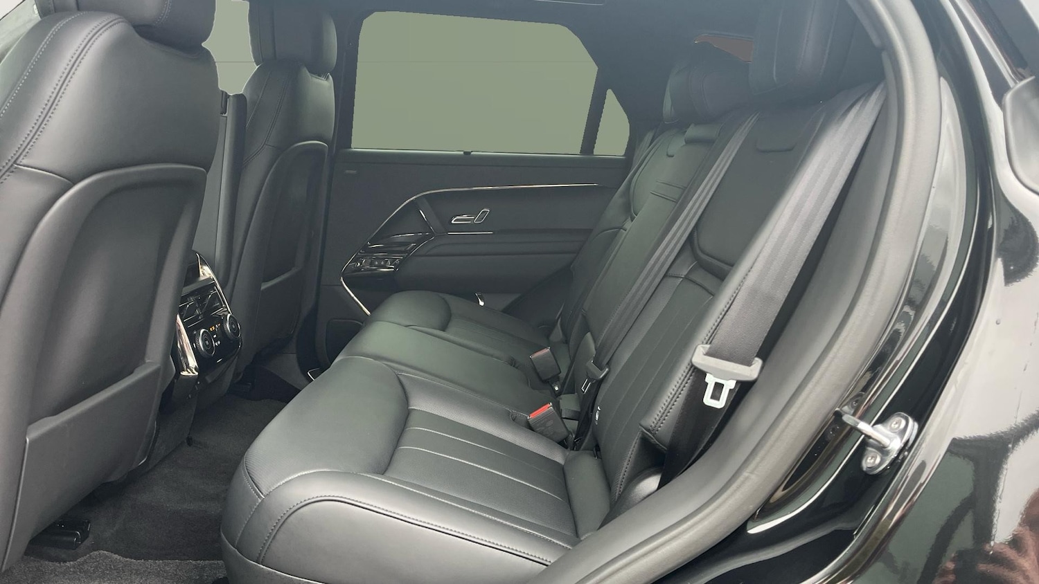 Used Land Rover Range Rover Sport 2025 for sale - 77277198: Photo 4