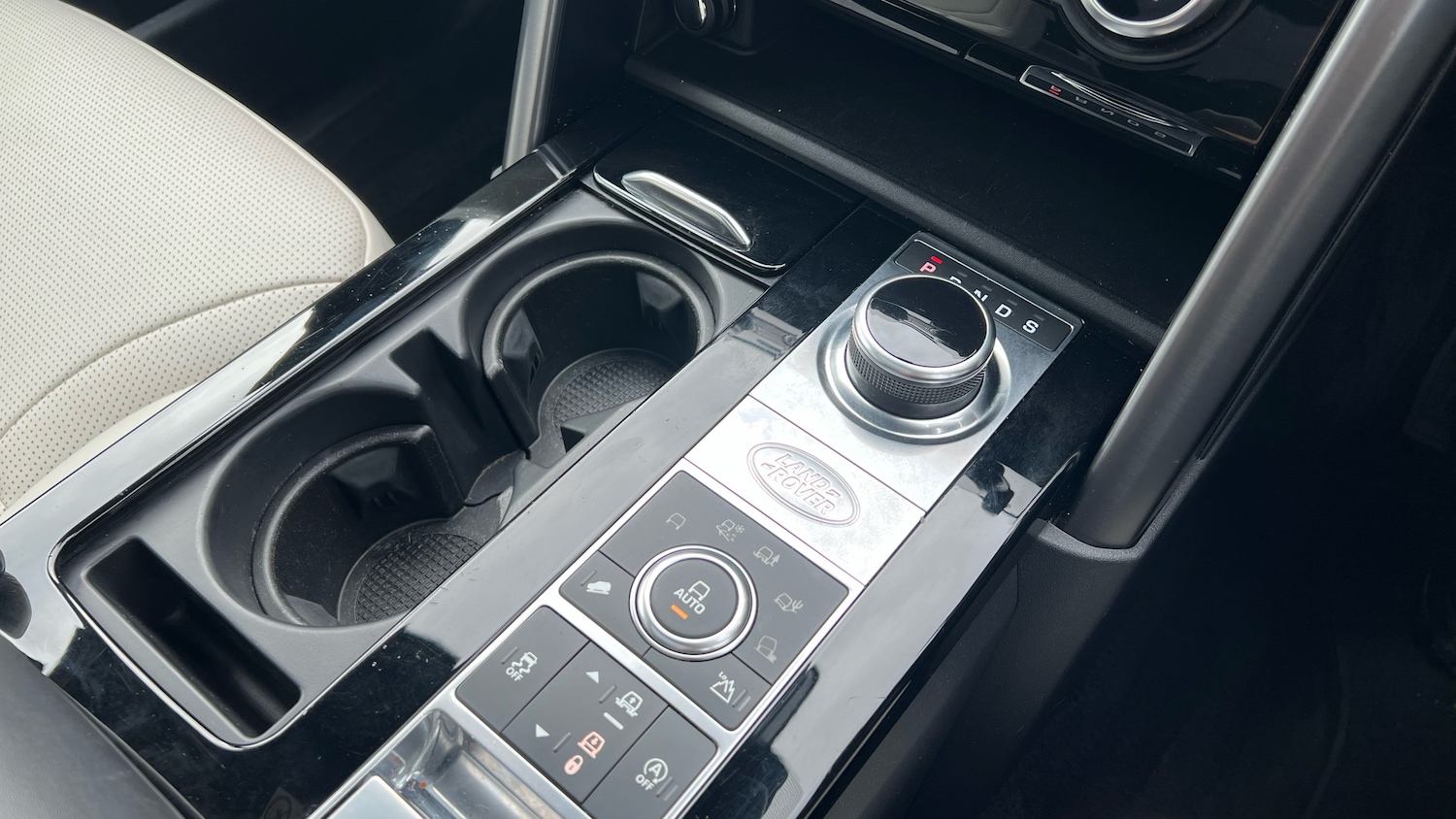 Used Land Rover Discovery 2020 for sale - 77766168: Photo 13