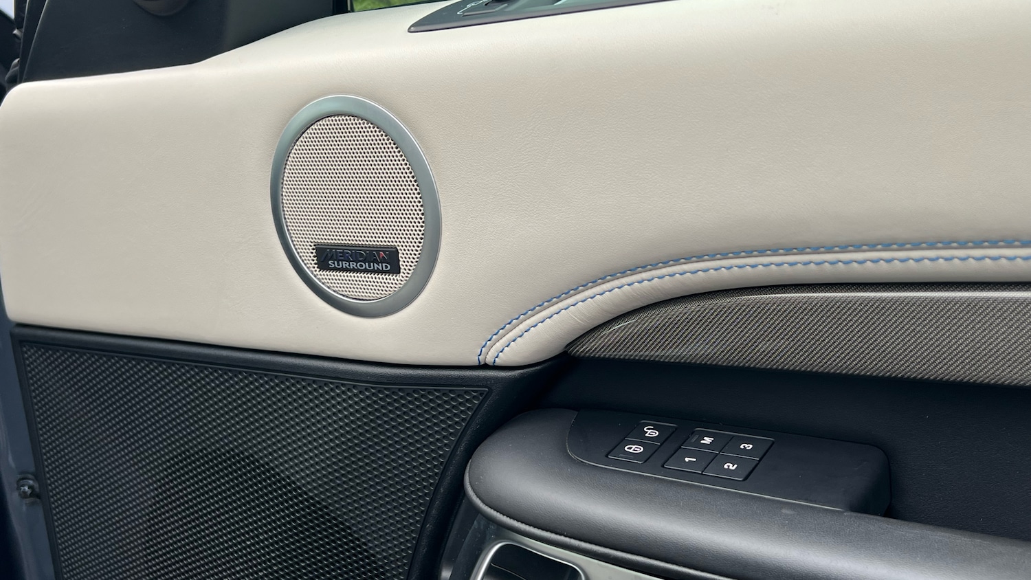 Used Land Rover Discovery 2020 for sale - 77766168: Photo 36