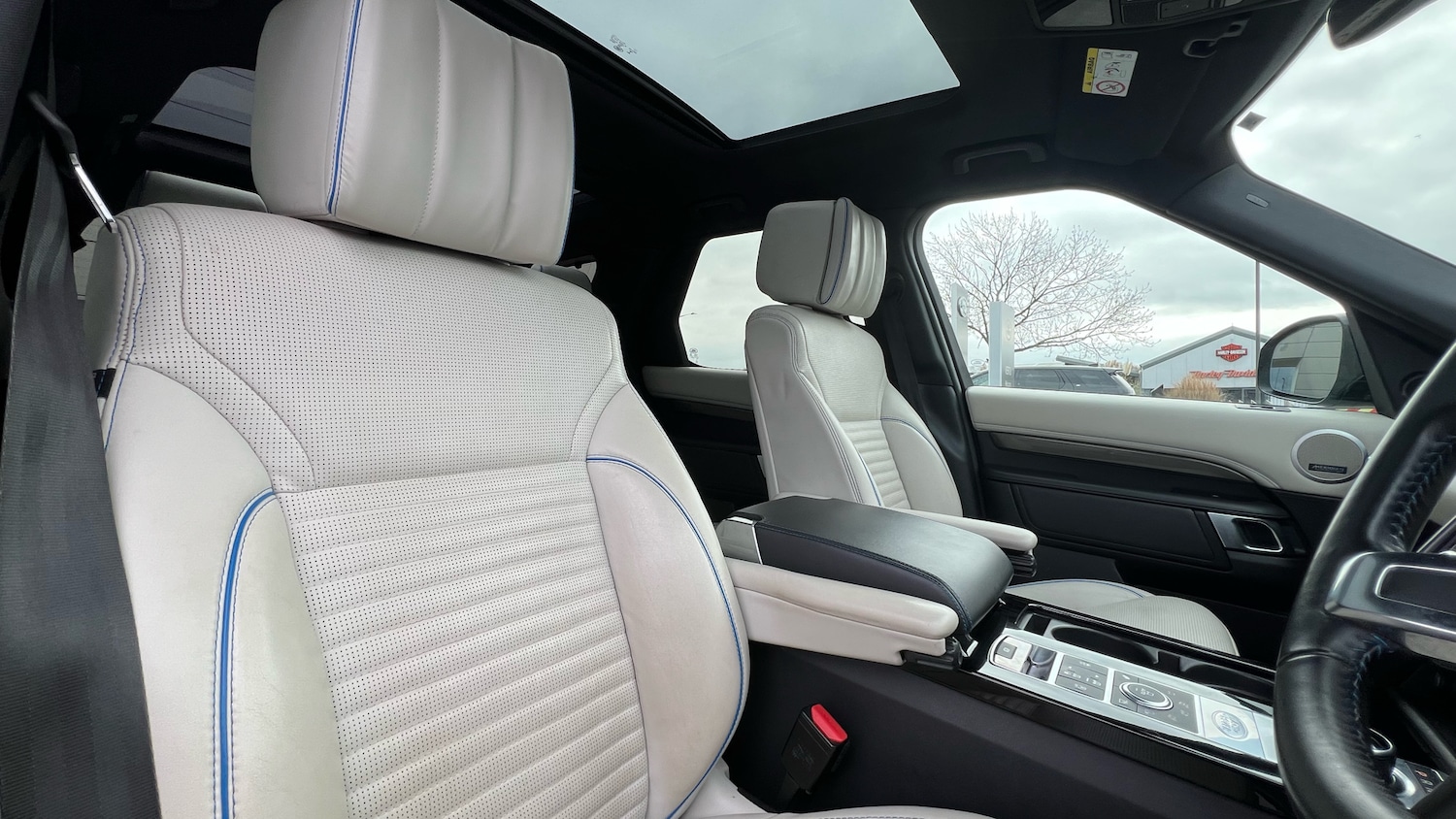 Used Land Rover Discovery 2020 for sale - 77766168: Photo 38