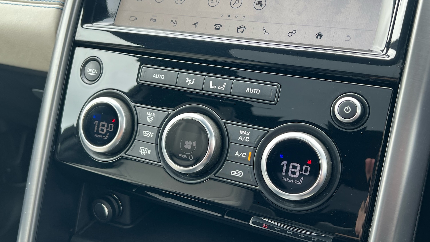 Used Land Rover Discovery 2020 for sale - 77766168: Photo 45