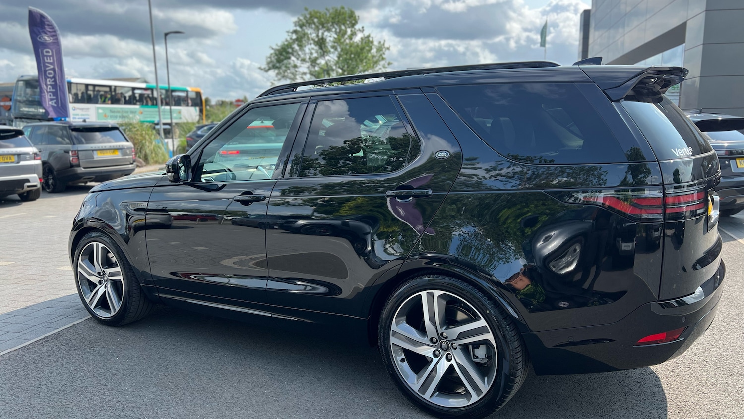 Used Land Rover Discovery 2025 for sale - 76882318: Photo 21