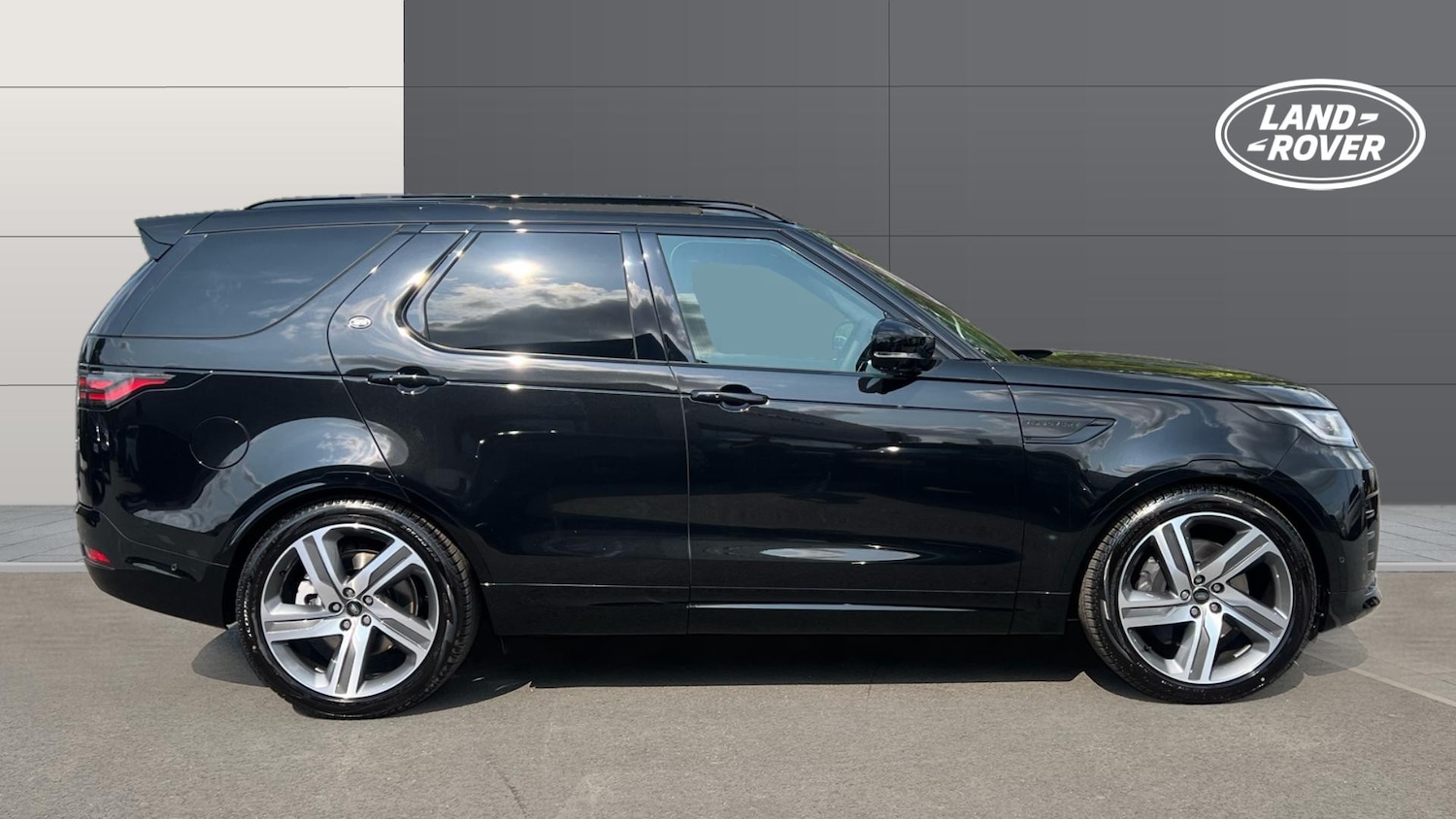 Used Land Rover Discovery 2025 for sale - 76882318: Photo 5