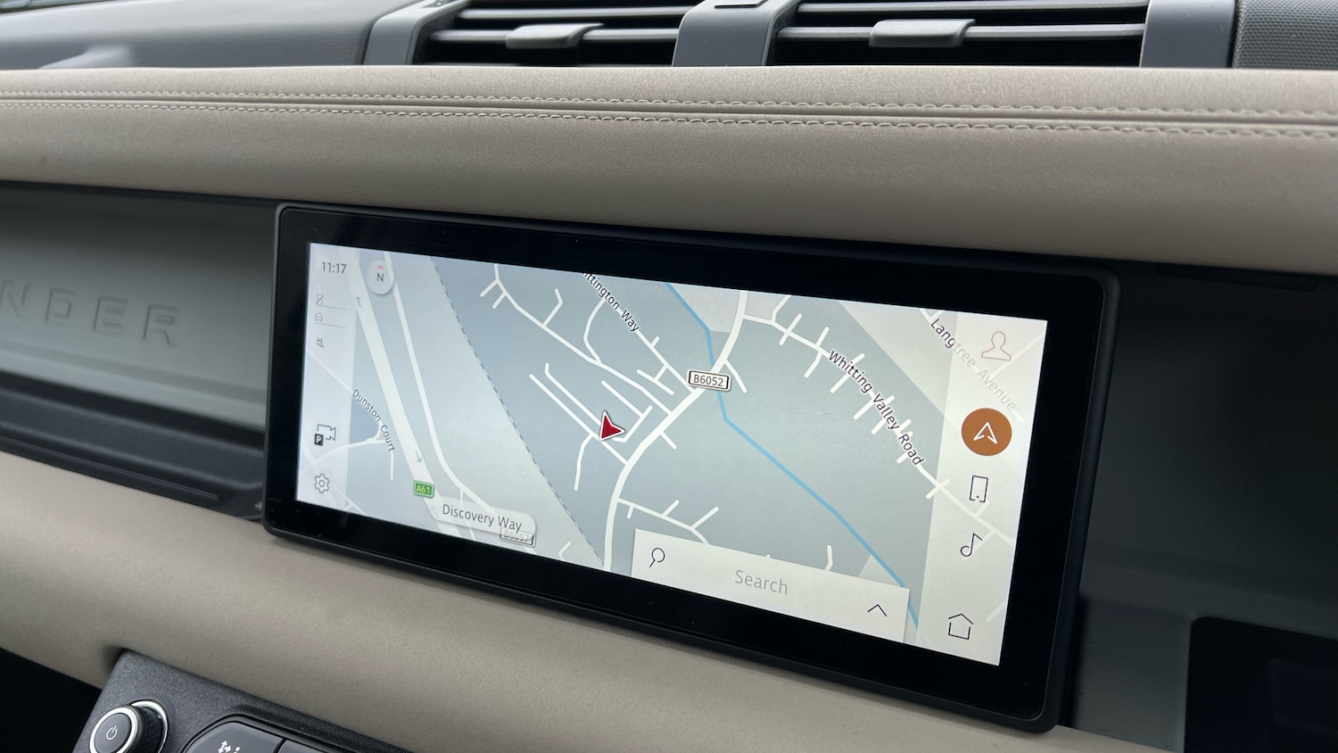 Used Land Rover Defender 2021 for sale - 77171077: Photo 11