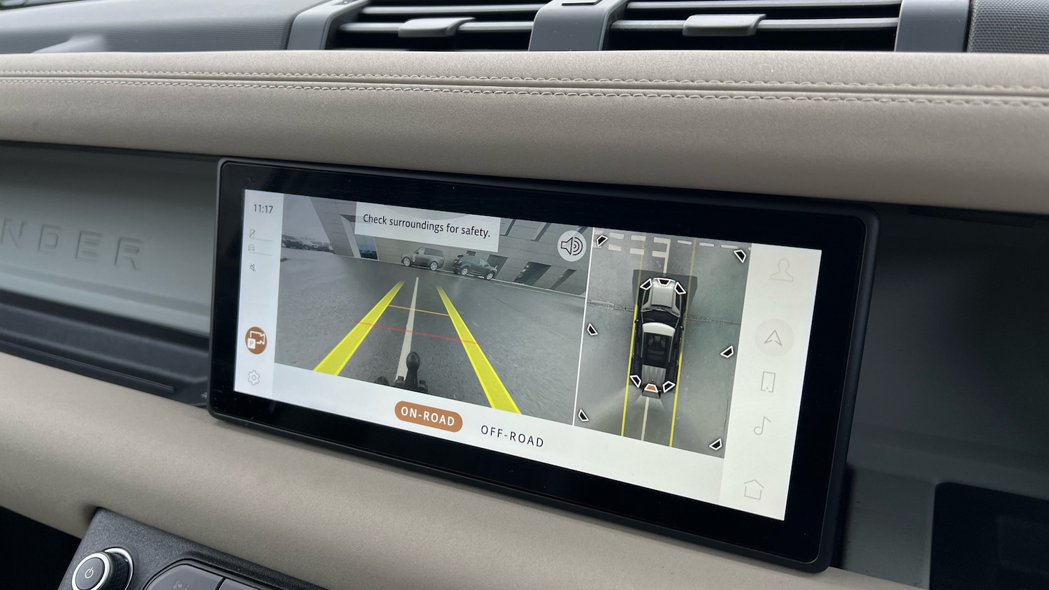 Used Land Rover Defender 2021 for sale - 77171077: Photo 12