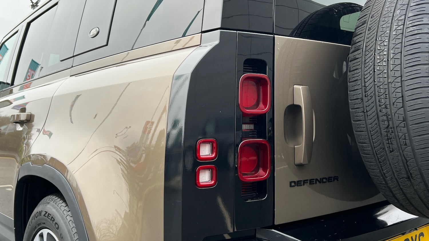 Used Land Rover Defender 2021 for sale - 77171077: Photo 19