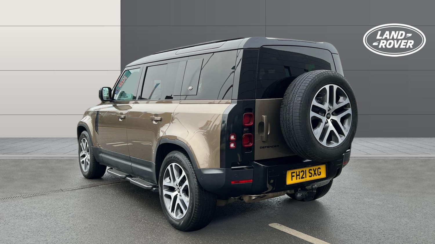 Used Land Rover Defender 2021 for sale - 77171077: Photo 2