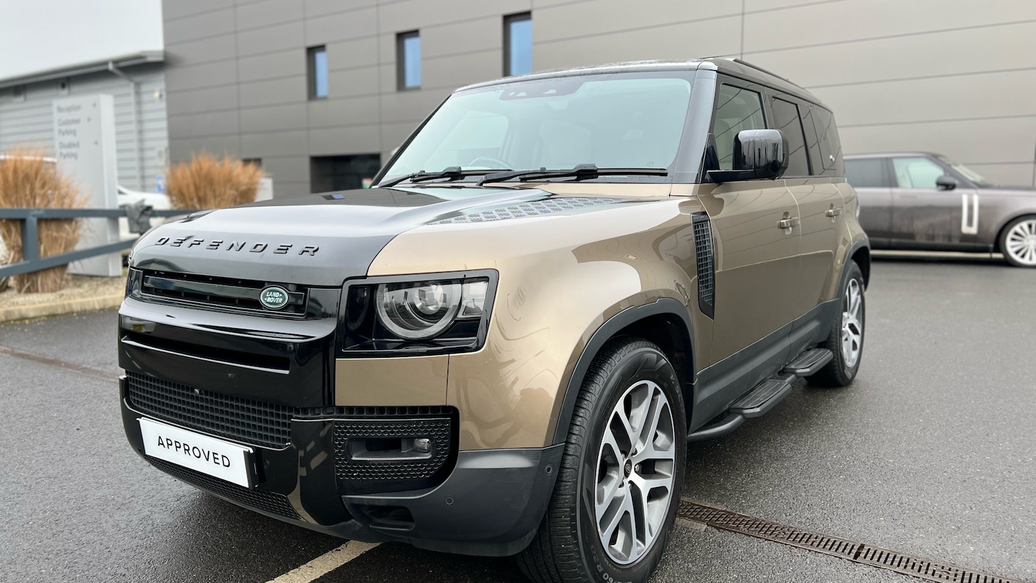 Used Land Rover Defender 2021 for sale - 77171077: Photo 24