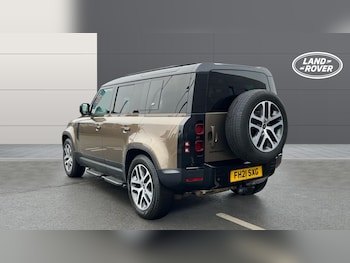 Used Land Rover Defender 2021 for sale - 77171077: Photo