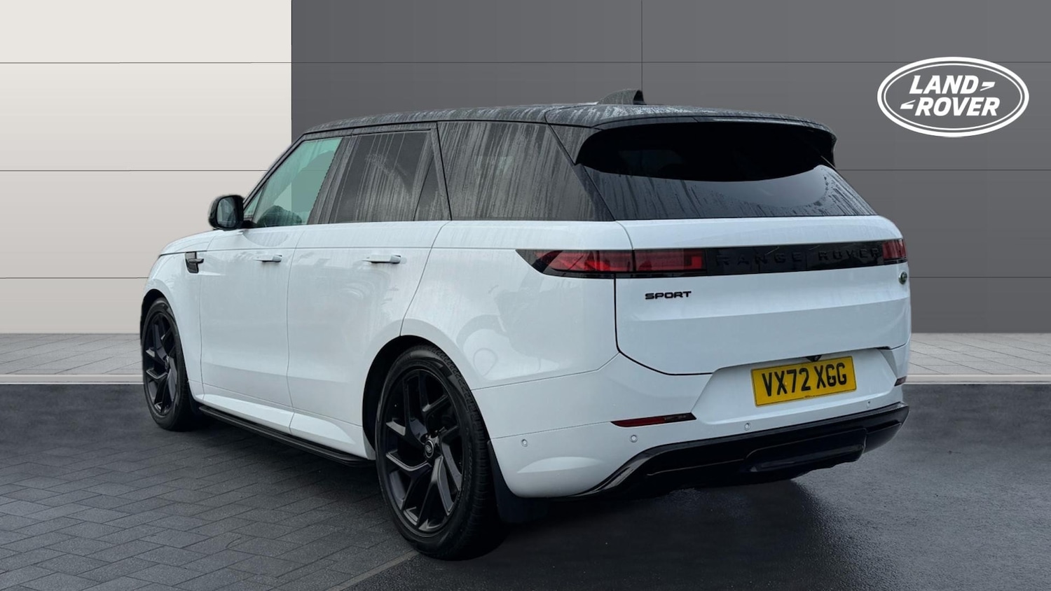 Used Land Rover Range Rover Sport 2022 for sale - 76565302: Photo 2