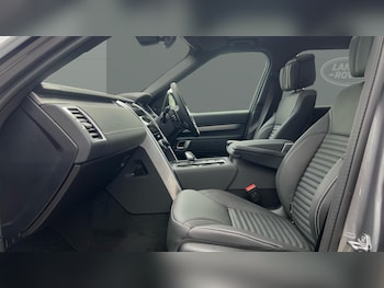 Used Land Rover Discovery 2025 for sale - 75567871: Photo