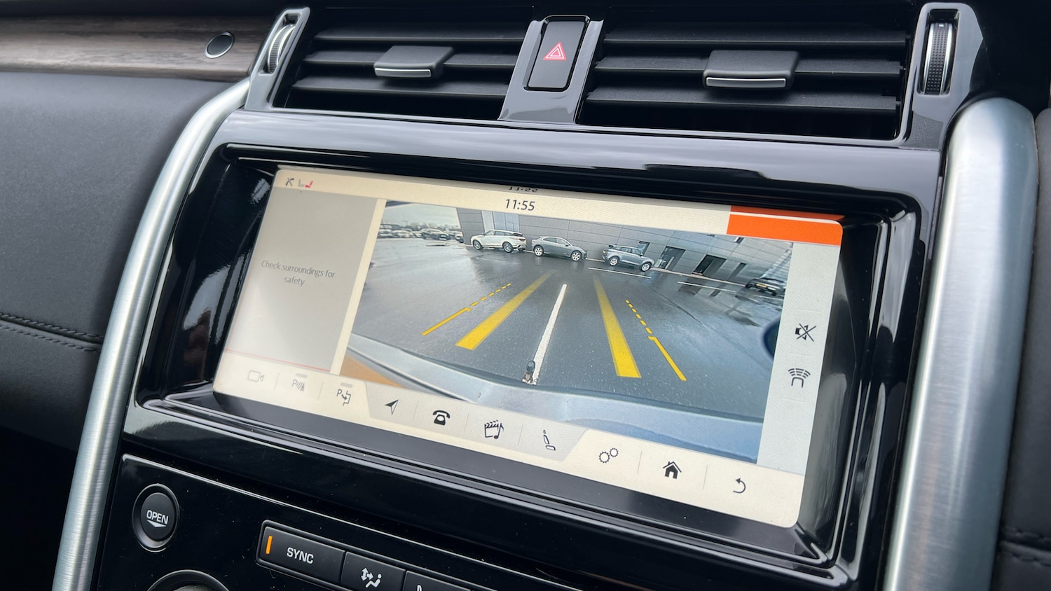 Used Land Rover Discovery 2020 for sale - 77746530: Photo 12