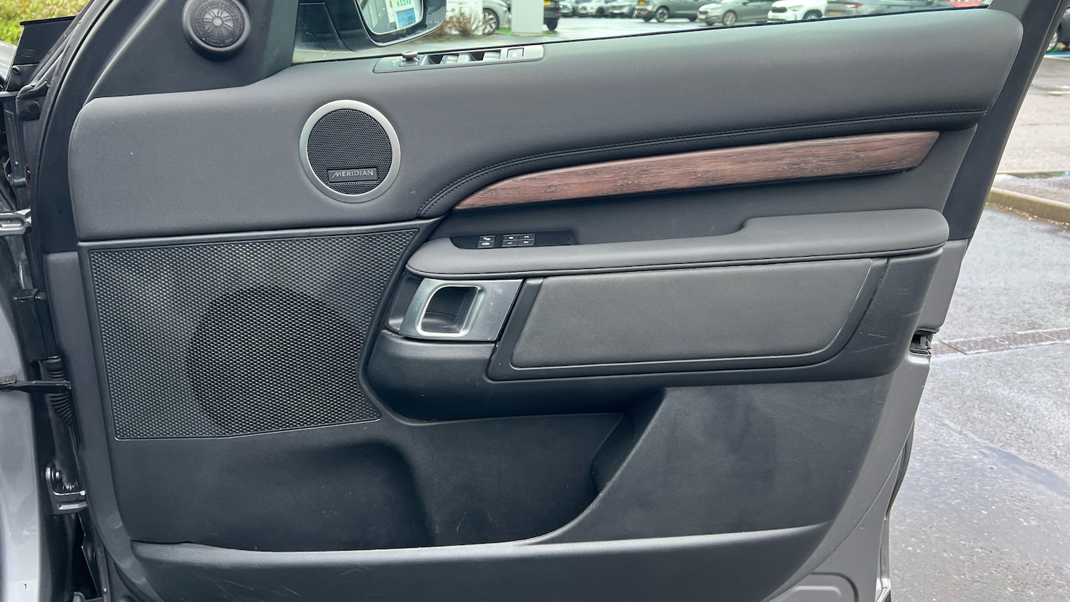 Used Land Rover Discovery 2020 for sale - 77746530: Photo 34