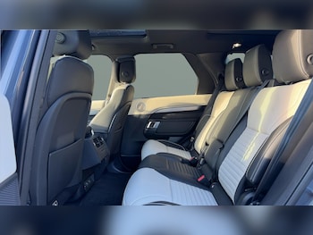 Used Land Rover Discovery 2024 for sale - 76205947: Photo