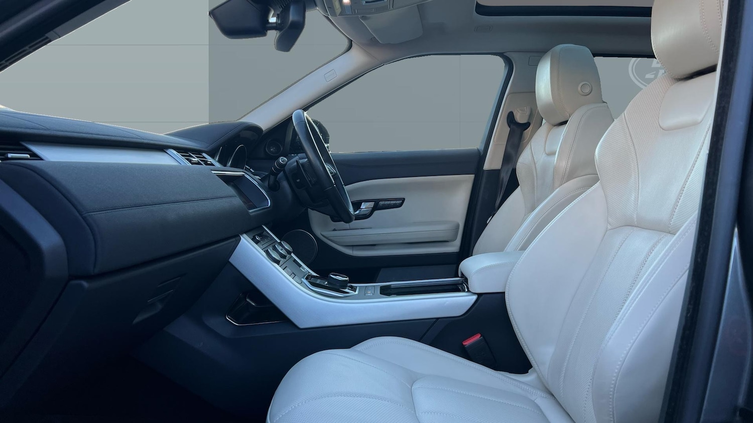 Used Land Rover Range Rover Evoque 2017 for sale - 77197967: Photo 3