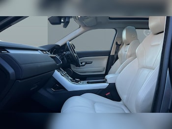 Used Land Rover Range Rover Evoque 2017 for sale - 77197967: Photo