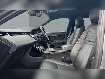 Used Land Rover Range Rover Evoque 2023 for sale - 77228104: Photo