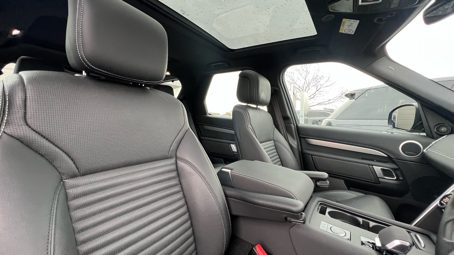 Used Land Rover Discovery 2022 for sale - 76578487: Photo 37