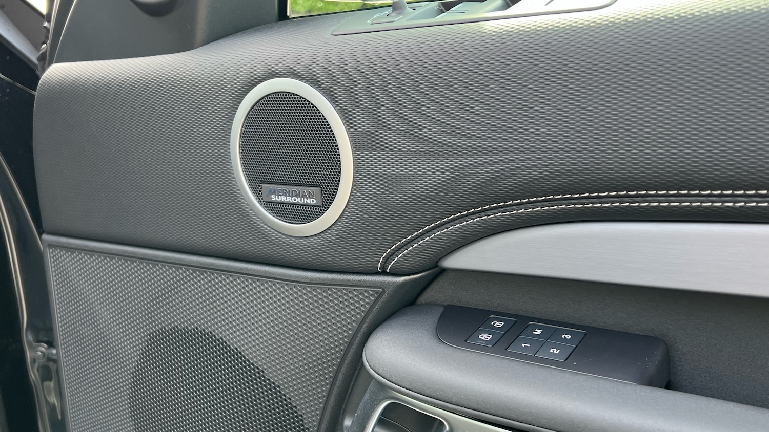 Used Land Rover Discovery 2026 for sale - 78067380: Photo 36