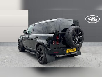 Used Land Rover Defender 2025 for sale - 78329321: Photo