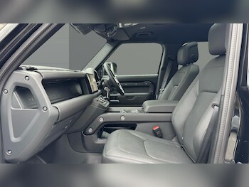 Used Land Rover Defender 2025 for sale - 78329321: Photo