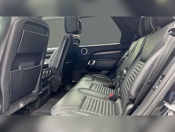 Used Land Rover Discovery 2017 for sale - 75871359: Photo