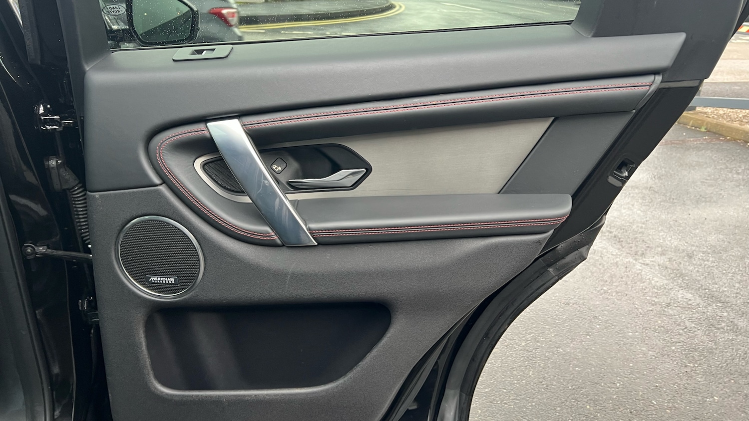 Used Land Rover Discovery Sport 2022 for sale - 77665518: Photo 31